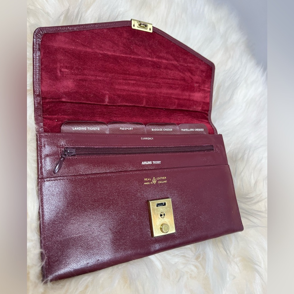 Vintage Genuine Burgundy leather Made in England Passport/ Travel Wallet - Picture 5 of 11